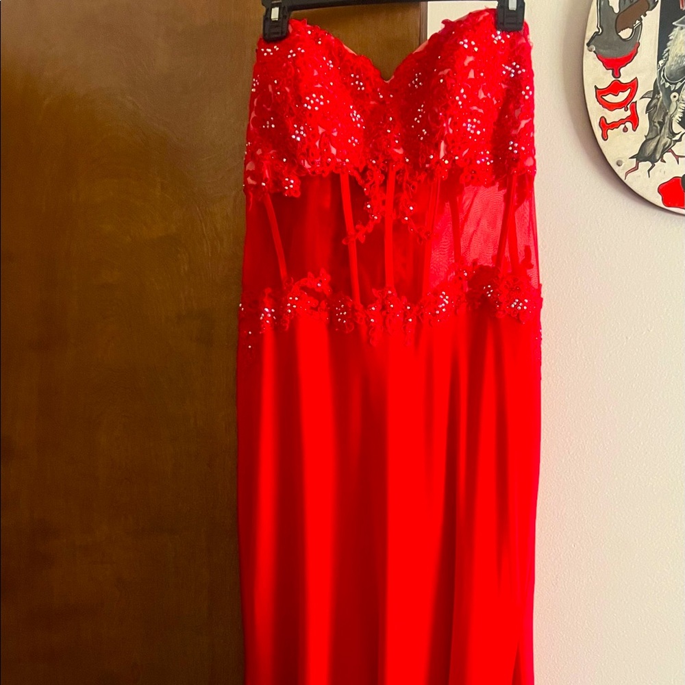 Ball/prom gown